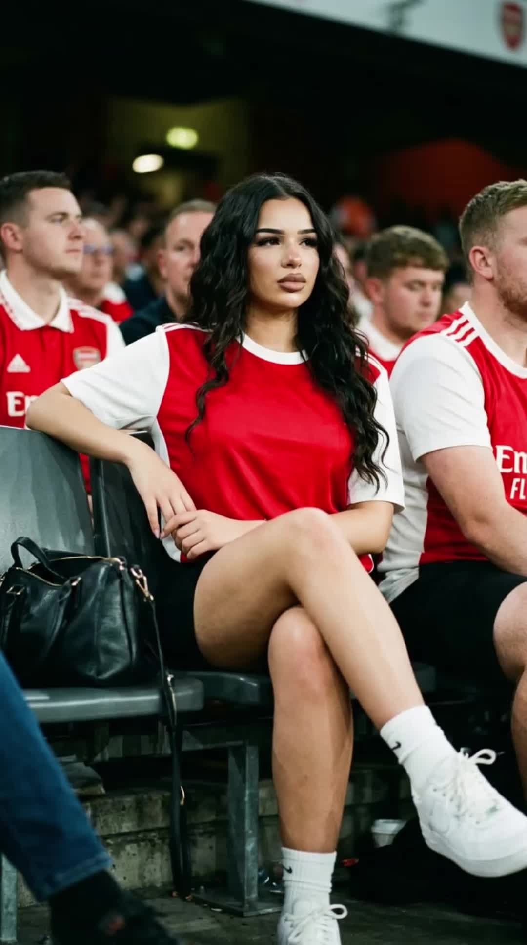 Crossed-Leg Red Kit