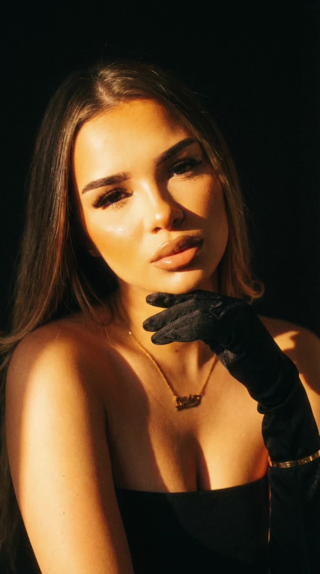 Golden Hour Glove