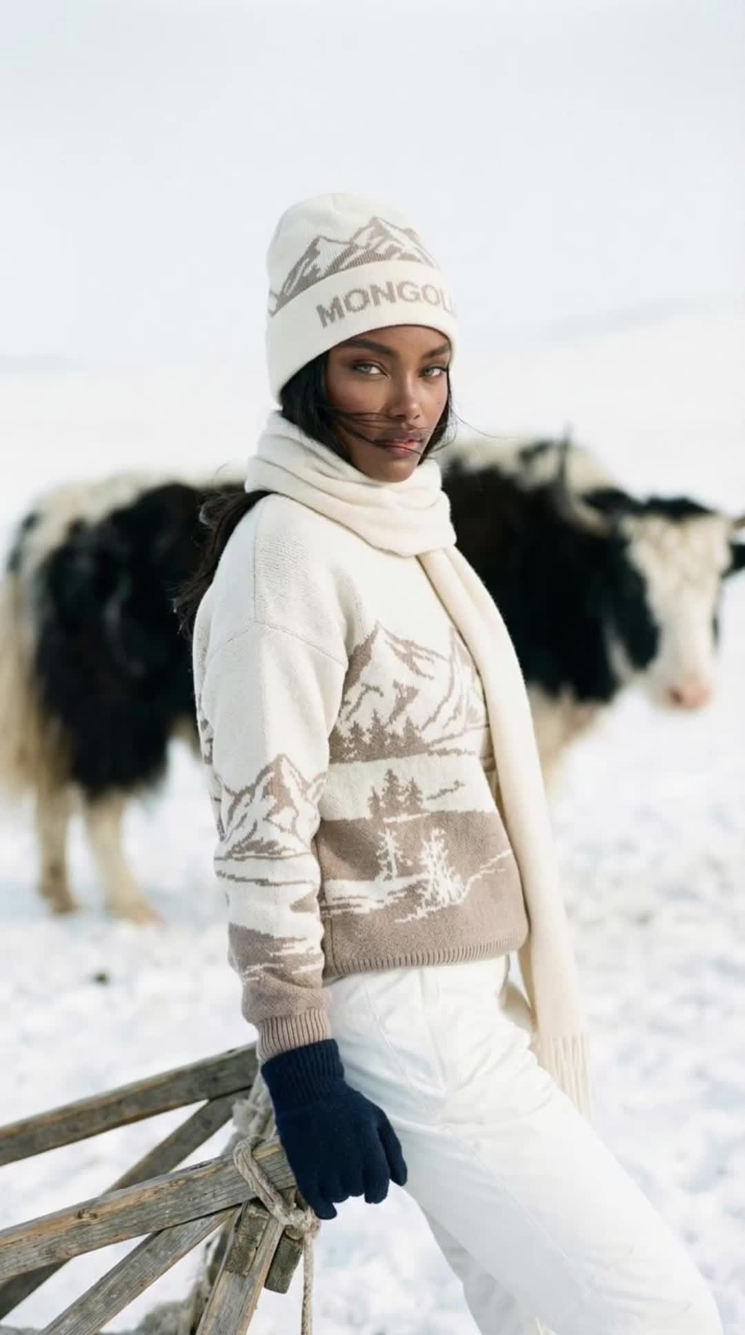 Snow Yak Knit
