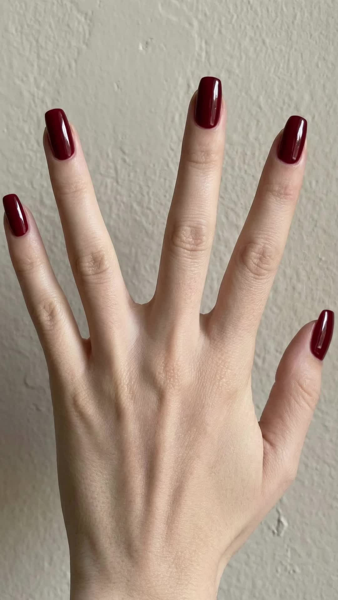 Oxblood Splay Hand