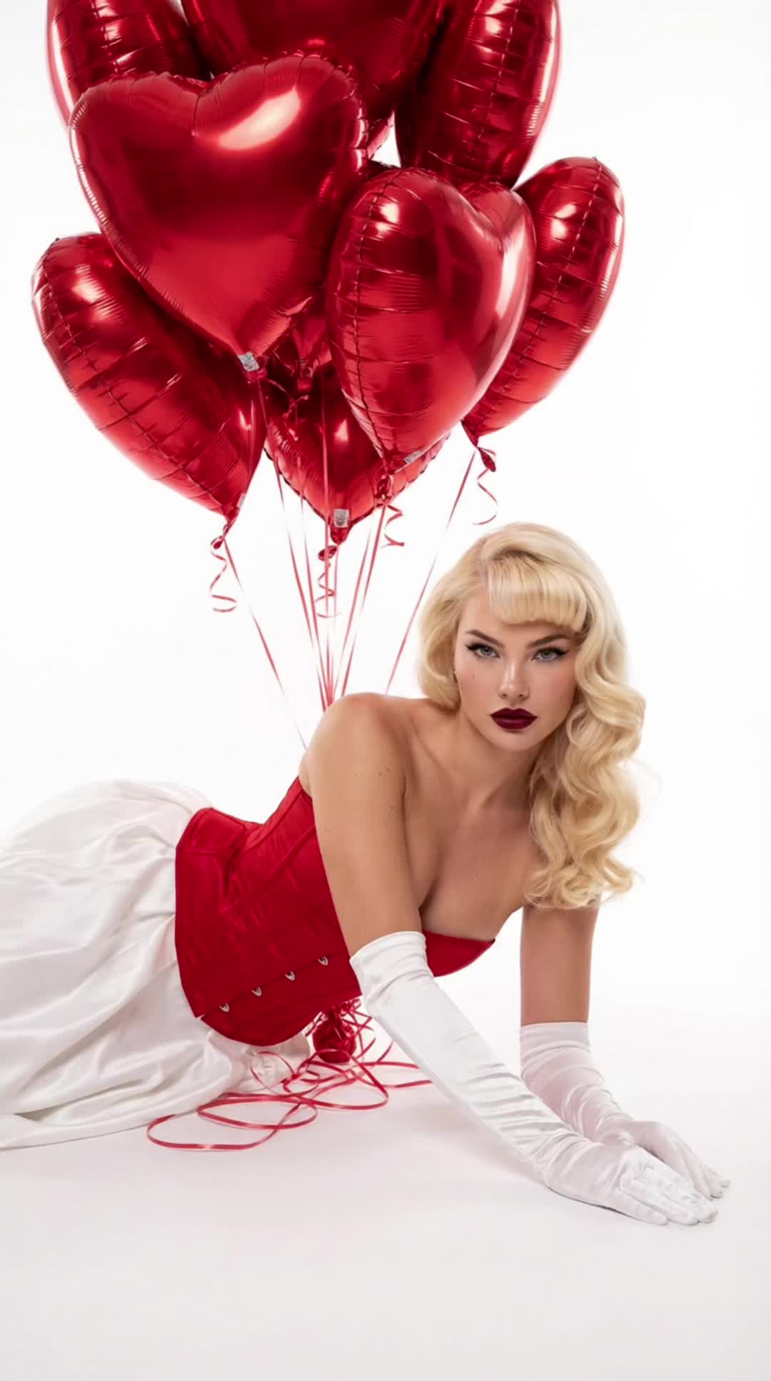 Red Heart Balloons