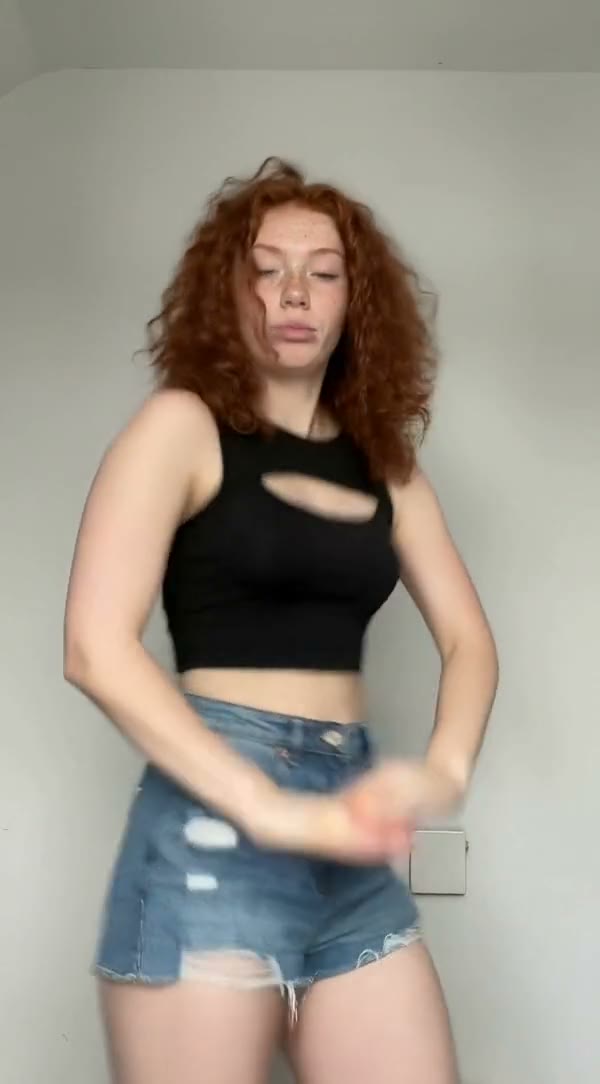 Wall Arm Wave