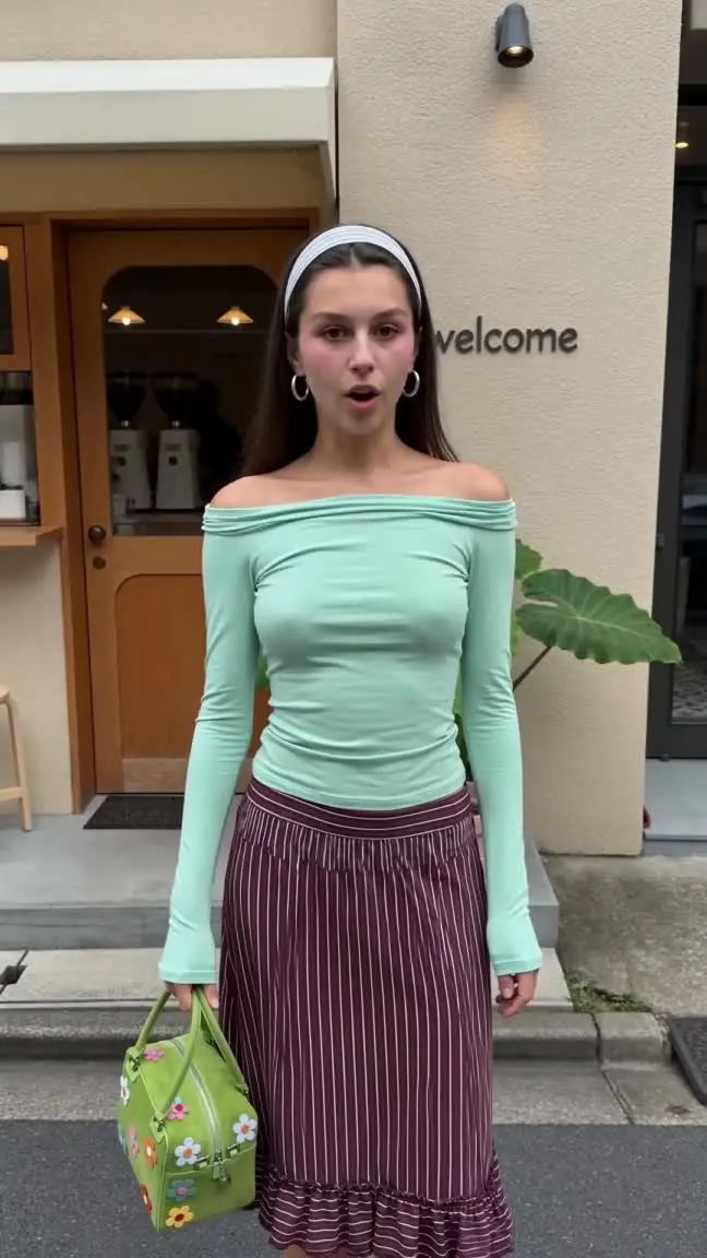 Green Bag Try On